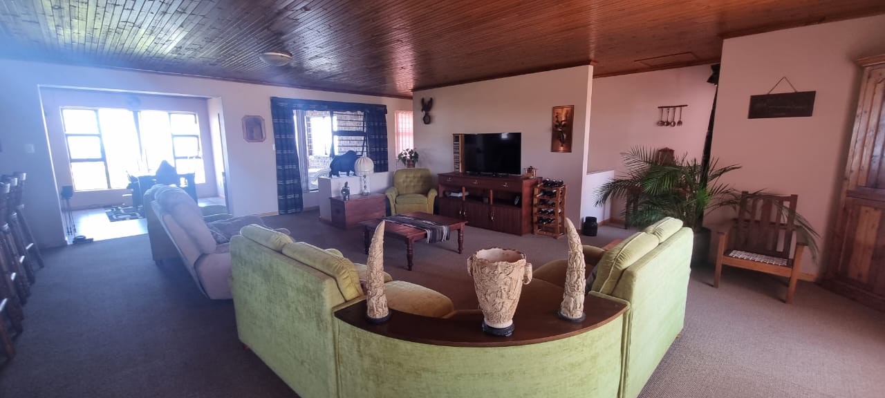 4 Bedroom Property for Sale in Hartenbos Heuwels Western Cape